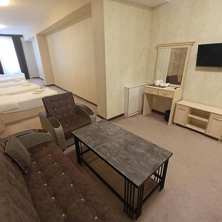 Grand Karavan Hotel Taşkent Dış mekan fotoğraf