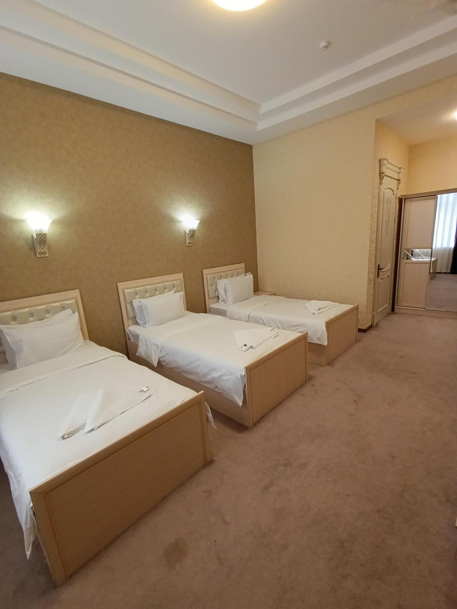 Grand Karavan Hotel Taşkent Dış mekan fotoğraf